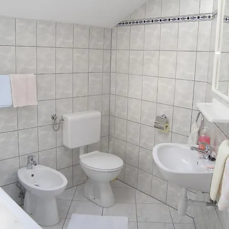 Apartmán Plavac Mali-4 By Interhome Potomje