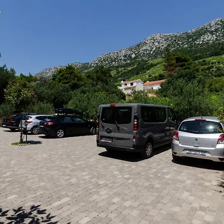 Plavac Mali-4 By Interhome Potomje