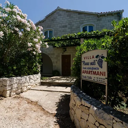 Plavac Mali-4 By Interhome *