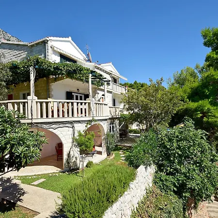 Plavac Mali-4 By Interhome Potomje