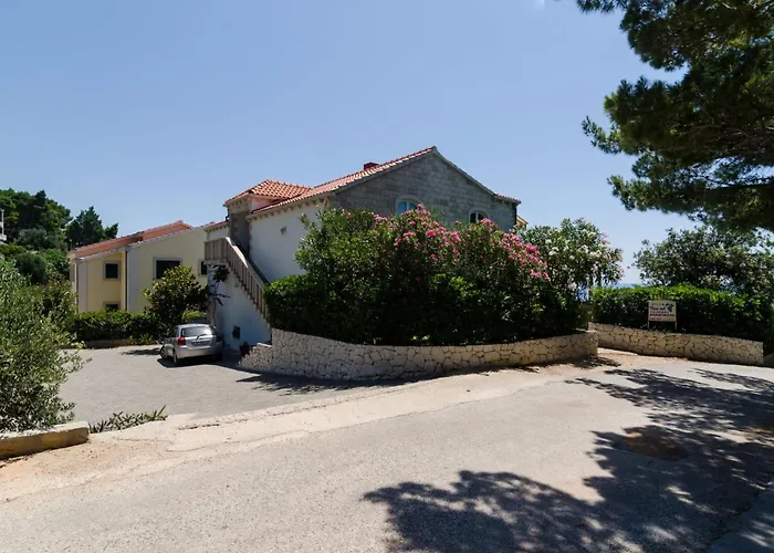 Plavac Mali-4 By Interhome *